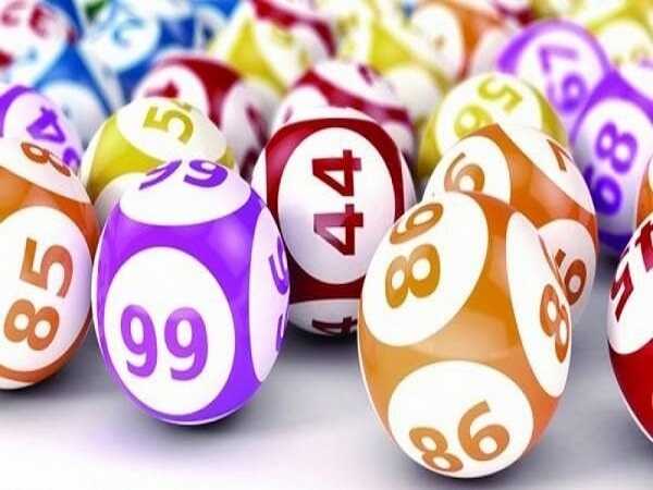 Tạo dàn đề tổng trên 10